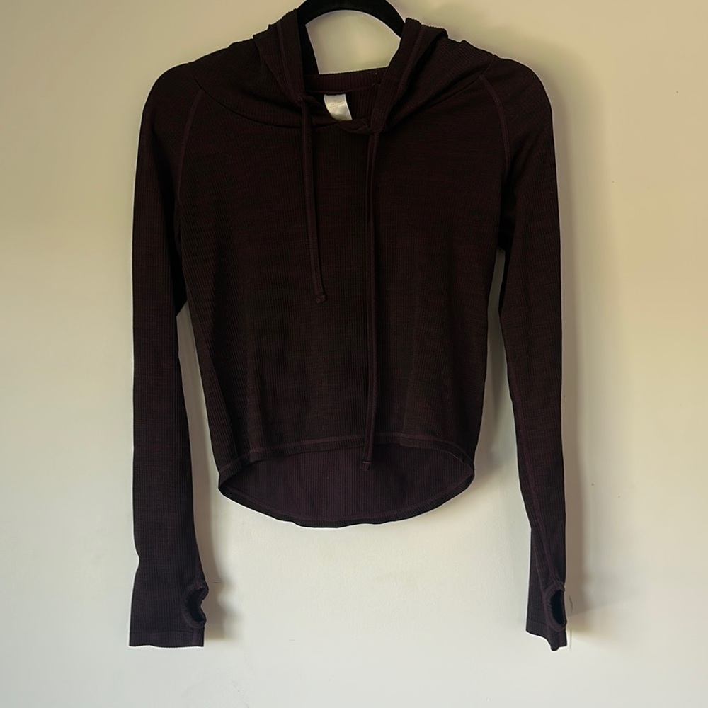 Zella Women's dark purple crop Hoodie Top with thumb holes